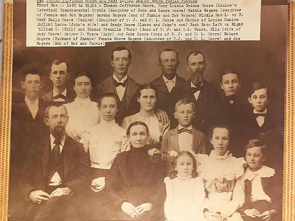 The Moores, Big Mamma is middle row, left